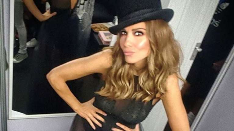 Η super sexy εμφάνιση της Δέσποινας Βανδή με μαύρο κορμάκι και διαφάνειες