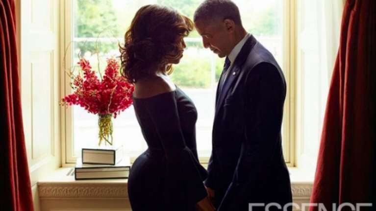 Αυτή η φωτογραφία του ζεύγους Ομπάμα έγινε viral για δύο σπουδαίους λόγους