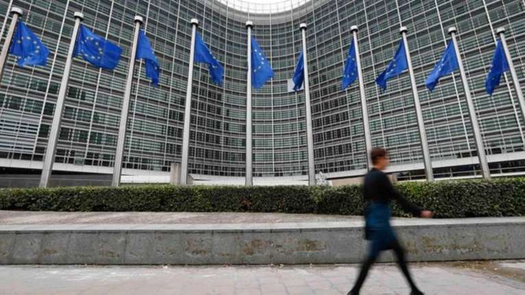 Κομισιόν: Επιπλέον 115 εκ. ευρώ στην Ελλάδα για το προσφυγικό