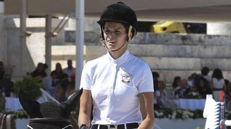 Αθηνά Ωνάση: Πρώτη φορά κατέβηκε σε αγώνες ιππασίας μετά το χωρισμό της