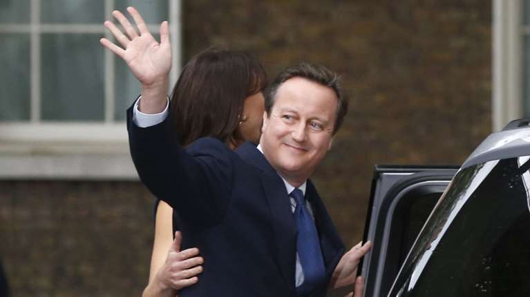 Αιφνίδια παραίτηση Κάμερον από τη βουλευτική έδρα