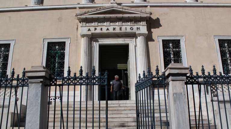 Το ΣτΕ &quot;αδειάζει&quot; Τσίπρα - Πυρά &amp; από την αντιπολίτευση