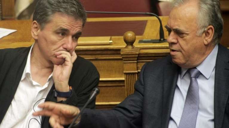 Τσακαλώτος για δηλώσεις Δραγασάκη: Δεν χτυπώ τον φίλο μου