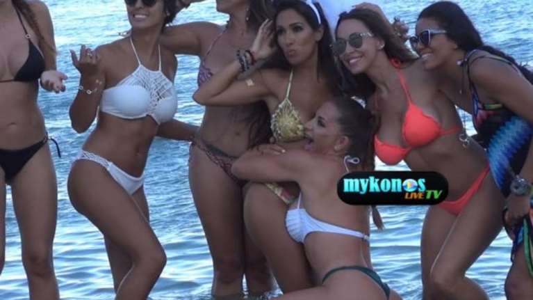 Ξέφρενο bachelor party στη Μύκονο με Βραζιλιάνες κουμπάρες