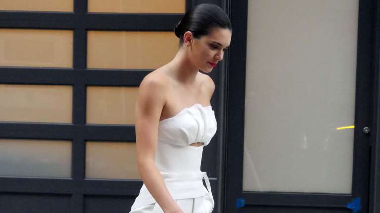 Το θαυματουργό αφέψημα που πίνει η Τζένερ πριν ανέβει στην πασαρέλα