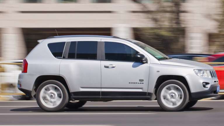 Ανακαλούνται 1,9 εκατομμύρια Fiat Chrysler με πρόβλημα στους αερόσακους