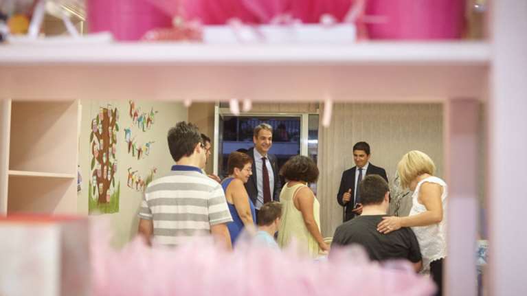 Ο Μητσοτάκης έγινε εθελοντής δότης μυελού των οστών