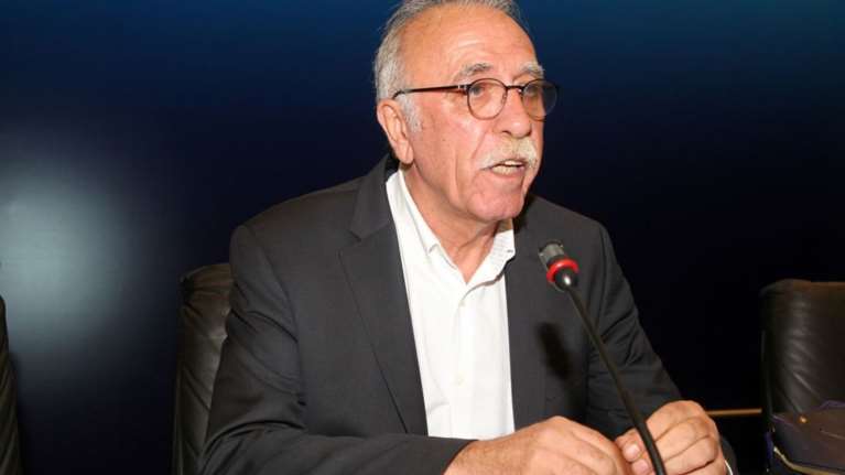 Βίτσας για άδειες:Θέμα δεν είναι το Πόθεν Εσχες  αν υπάρχει ζεστό χρήμα!