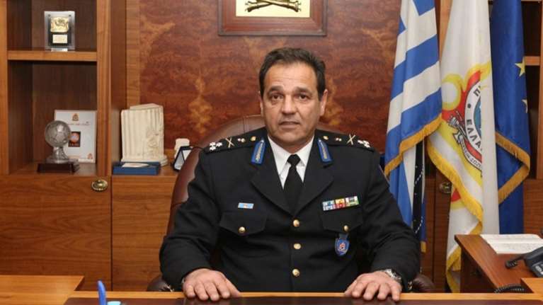 Παραίτηση με σκιές του αρχηγού της Πυροσβεστικής