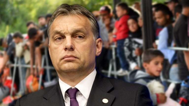 Σκληρό μήνυμα Ορμπάν: Ζητά νέο &quot;Ellis Island&quot; εκτός ΕΕ για τους μετανάστες