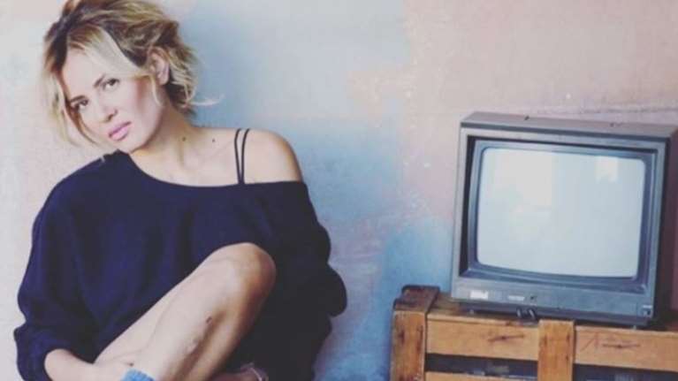 Τέλος το ξανθό μαλλί για τη Δήμητρα Ματσούκα - η διαφορετική εμφάνισή της