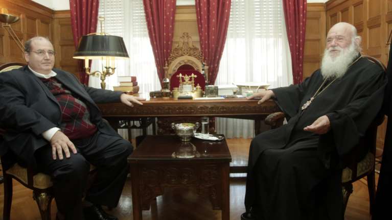 Νηφαλιότητα ζητά ο Φίλης-Συνεχίζεται η κόντρα με Ιερώνυμο