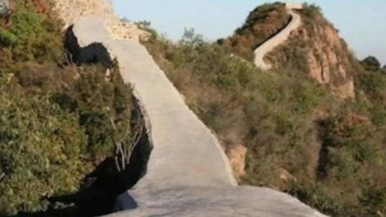 Παρέμβαση - σοκ στο Σινικό Τείχος. Εριξαν τσιμέντο!