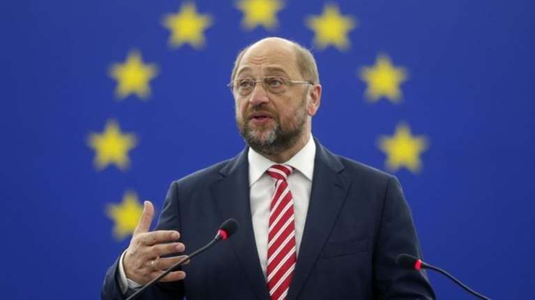 Σουλτς: Το Brexit να έχει ολοκληρωθεί πριν τις ευρωεκλογές του 2019