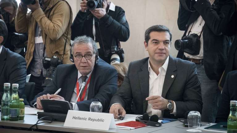 Τσίπρας: Η Ευρώπη επιτέλους να μοιράσει τα βάρη