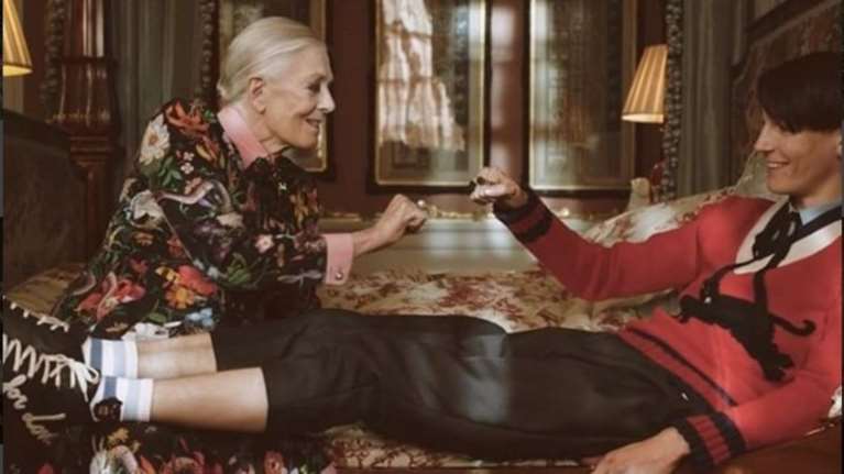 Μούσα του Gucci στα 79 της η Βανέσα Ρεντγκρέιβ [Εικόνες - Βίντεο]