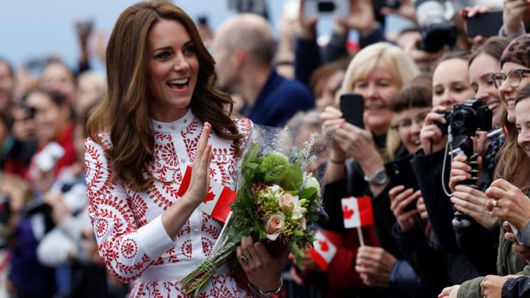 Η Κέιτ ντύθηκε «καναδική σημαία» και πάλι ήταν κούκλα [Εικόνες]