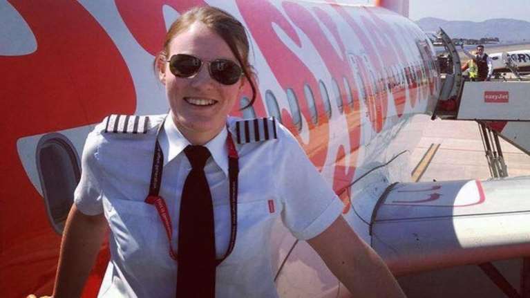 Μια 26χρονη είναι η νεότερη πιλότος στον κόσμο - Πετάει από 13 ετών!