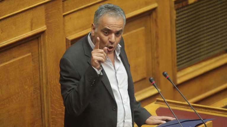 Ο Σκουρλέτης κατηγορεί ΜΜΕ και διαπλοκή για τις τηλεοπτικές άδειες