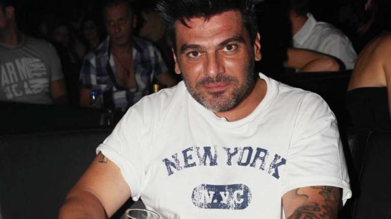 Ενοπλη ληστεία με θύμα τον Τόνυ Μαυρίδη στο σπίτι του στη Γλυφάδα