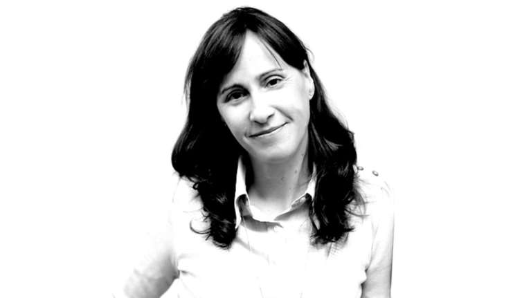 Σιγά το ...σκουλαρίκι της Βουγιουκλάκη