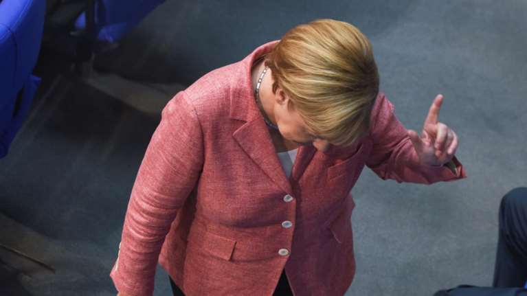 Μέρκελ: Nα μην οικειοποιηθούν οι ακροδεξιοί το «εμείς είμαστε ο λαός»