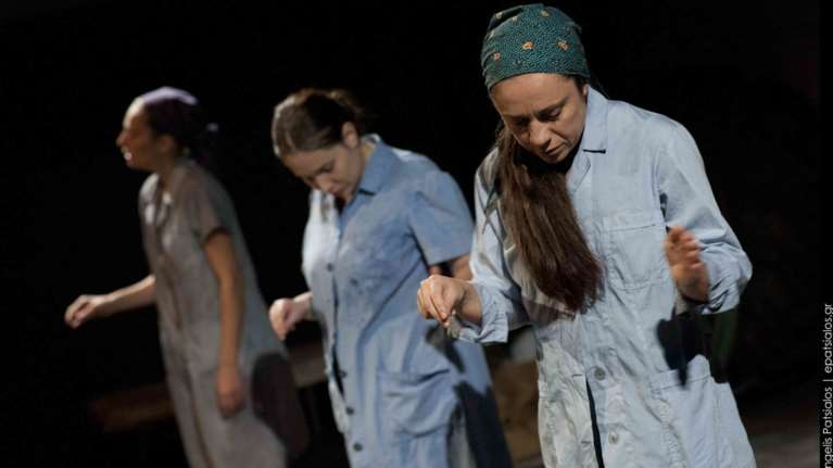 Από πρώτο χέρι - μια παράσταση για τα καπνά