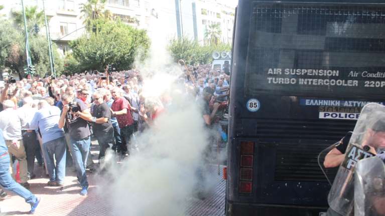 Ενταση και χημικά στη συγκέντρωση των συνταξιούχων