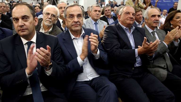 «Καρέ» του προέδρου στο Μοσχάτο για τα 42 χρόνια ΝΔ!  Δείτε φωτό