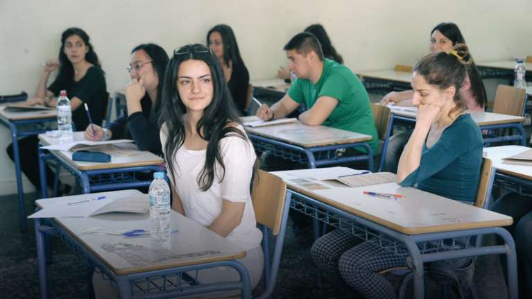 Αλλάζουν όλα στο Λύκειο, επιστρέφει η τράπεζα θεμάτων