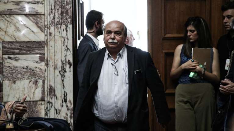 Τέσσερα νομοσχέδια καταθέτει η κυβέρνηση στη Βουλή