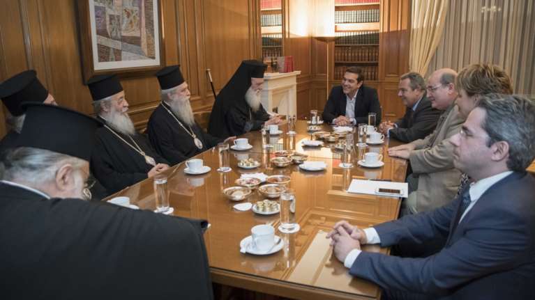 Ανακωχή στον &quot;πόλεμο&quot; για τα βιβλία των θρησκευτικών