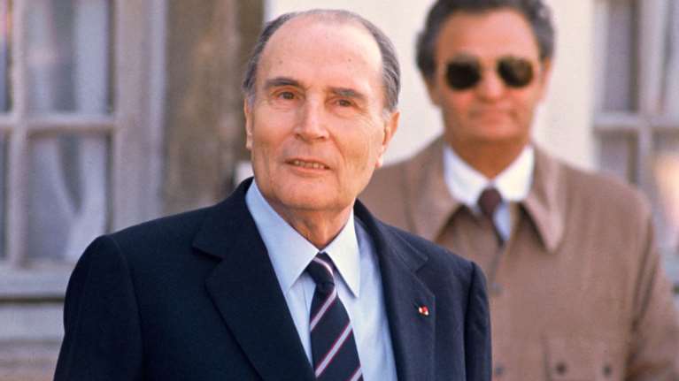 Στο φως οι ερωτικές επιστολές του Φρανσουά Μιτεράν