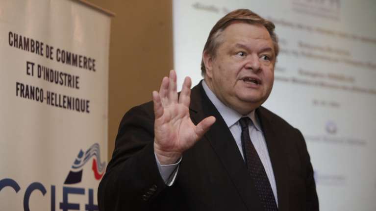 Βενιζέλος: Παράνομη η επιτροπή της κυβέρνησης για το Σύνταγμα