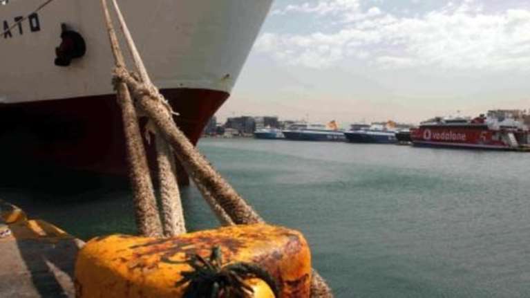 Τραγικός θάνατος οδηγού φορτηγού μέσα σε πλοίο στο λιμάνι της Πάτρας