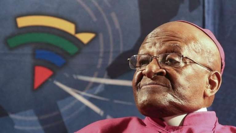 Ο εμβληματικός Ντ. Τούτου ζητεί υποβοηθούμενη ευθανασία