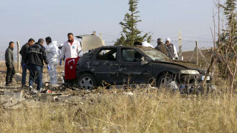 Δύο βομβιστές αυτοκτονίας ανατινάχτηκαν στην Άγκυρα