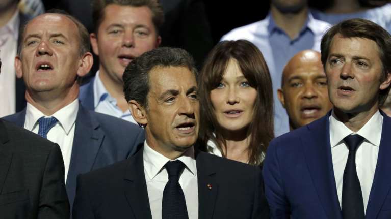 Σαρκοζί και Κάρλα Μπρούνι μαζί σε πολιτική συγκέντρωση