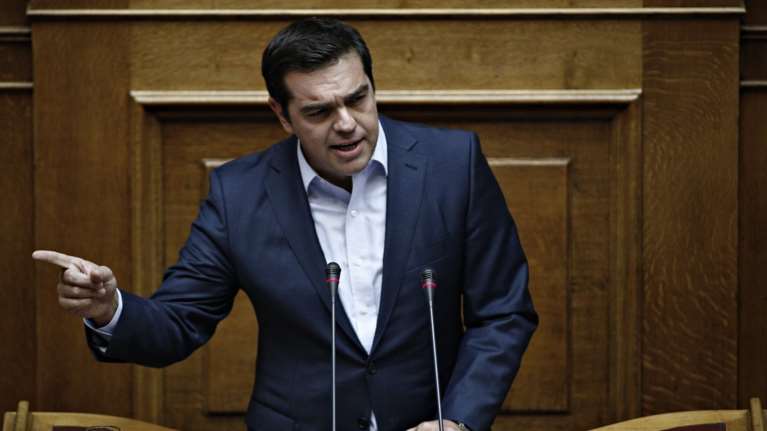 Μετωπική στη βουλή για τη διαφθορά και τη  διαπλοκή