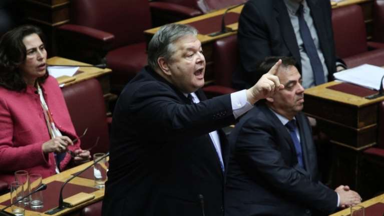 Η απάντηση Βενιζέλου σε Καμμένο για τον πεθερό του