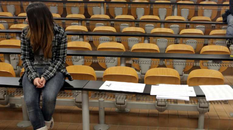 Ξεκινούν σήμερα οι μετεγγραφές φοιτητών, ηλεκτρονικά η διαδικασία