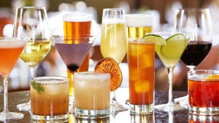 7 κοκτέιλς - &quot;θερμιδικές βόμβες&quot;