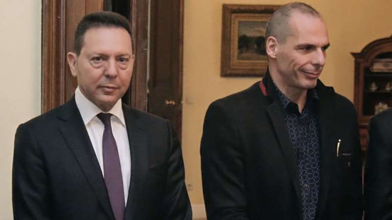 Κύκλοι Στουρνάρα: Ας πάει να καταθέσει στην Εξεταστική ο Βαρουφάκης