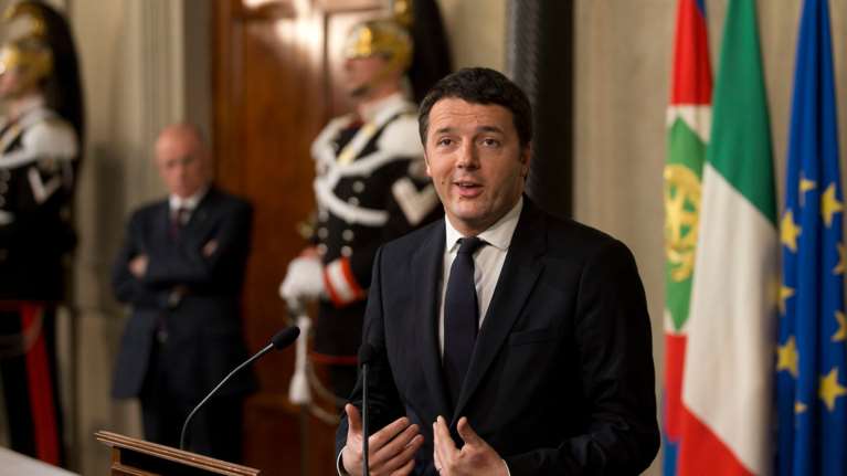 Προϋπολογισμό «κόκκινο πανί» για...Σόιμπλε καταθέτει ο Ρέντσι