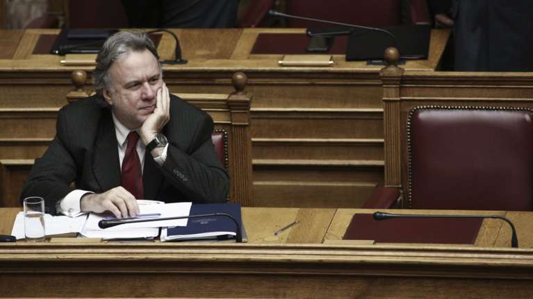 Στον &quot;αέρα&quot; η δημιουργία του ασφαλιστικού &quot;Υπερταμείου&quot;