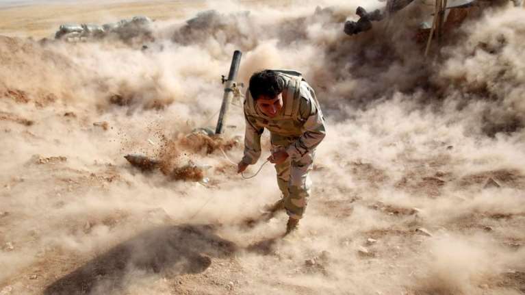 Επίτροπος ΕΕ: Αν «πέσει» η Μοσούλη η Ευρώπη θα πλημμυρίσει τζιχαντιστές