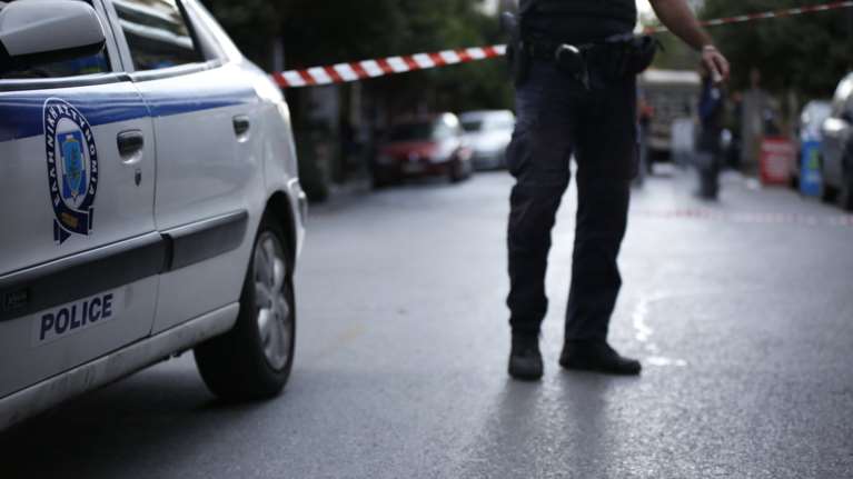 Εστειλαν την... Καινή Διαθήκη στην εισαγγελέα Τσατάνη