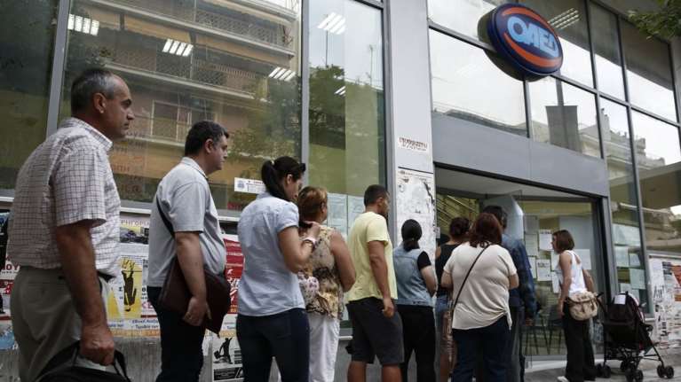 Πάνω από 50 χιλ. βιογραφικά για 550 θέσεις στα αεροδρόμια!