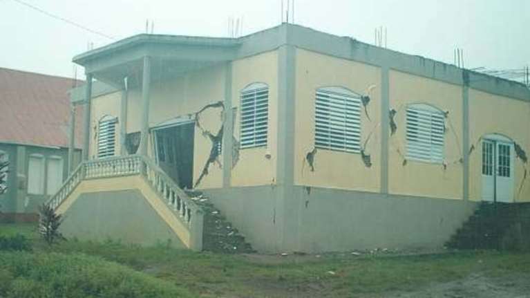 Ισχυρός σεισμός 5,8 Ρίχτερ στις Μικρές Αντίλλες στην Καραϊβική