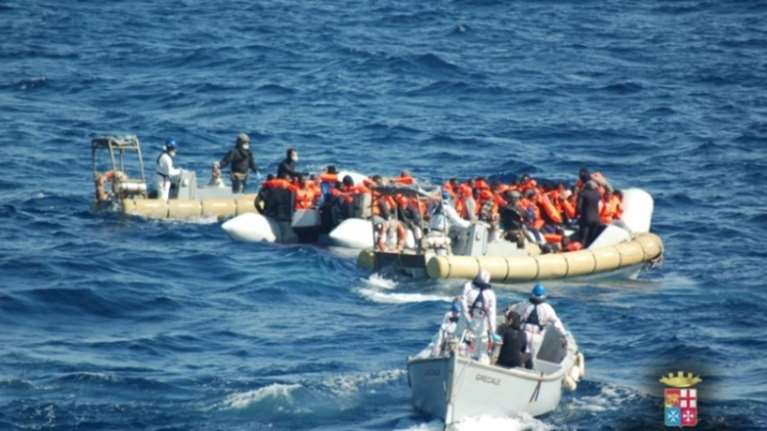 Η ιταλική ακτοφυλακή διέσωσε 321 μετανάστες την Τετάρτη